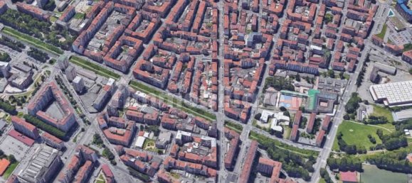 1 bedroom Apartment in Turin, Italy No. 281085 6