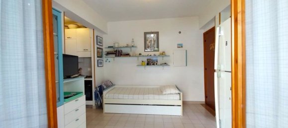 3 bedrooms Apartment in Scalea, Italy No. 373568 10