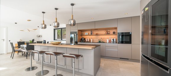 4 bedrooms Villa in Nova Santa Ponsa, Spain No. 68748 8