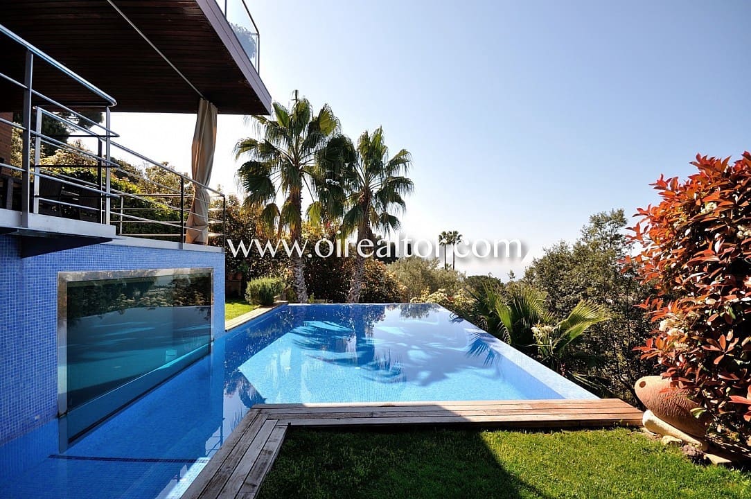 6 Schlafzimmer Haus in Premia De Dalt, Spain, Nr. 246775