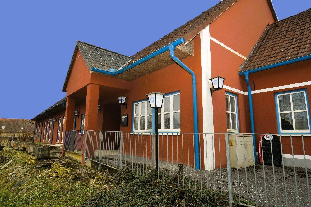 Casa de 9 habitaciónes en Furstenfeld, Austria No. 167678