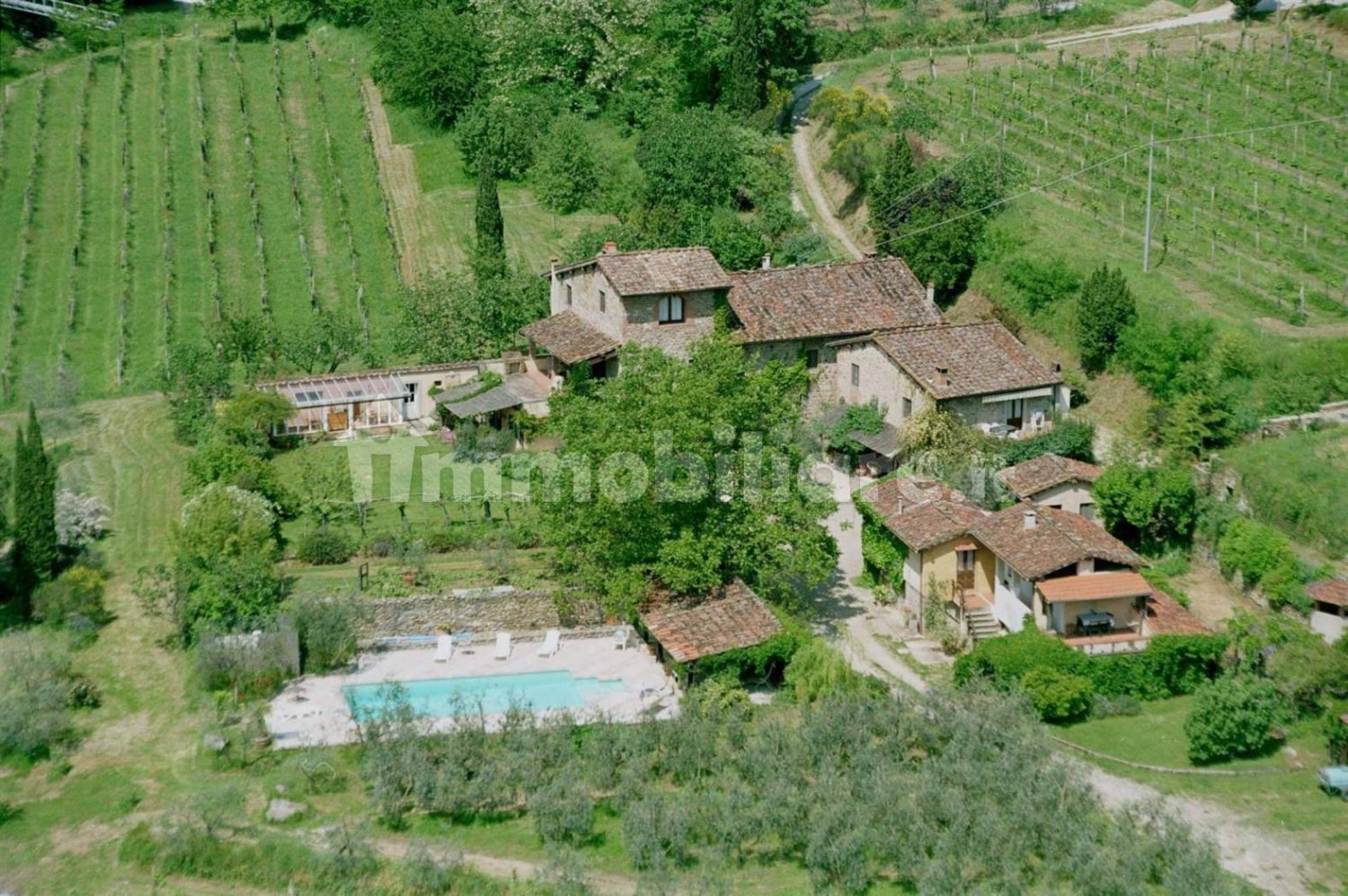 10 chambres Maison à Terranuova Bracciolini, Italy No. 228495