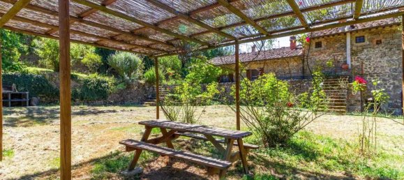 10 chambres Maison à Terranuova Bracciolini, Italy No. 228495 4