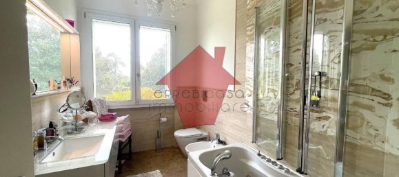 4 bedrooms Apartment in Pietrasanta, Italy No. 376616 16