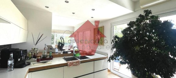 4 bedrooms Apartment in Pietrasanta, Italy No. 376616 8