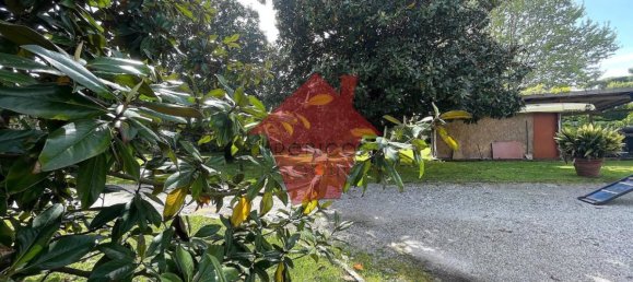 4 bedrooms Apartment in Pietrasanta, Italy No. 376616 2