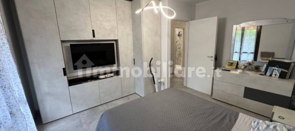 2 bedrooms Apartment in Mantua, Italy No. 379458 7