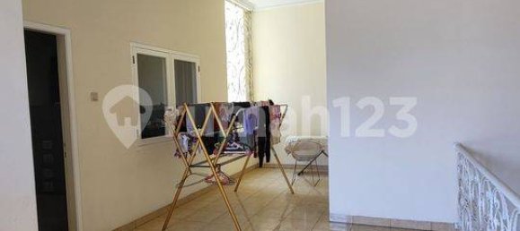 4 bedrooms House in Jakarta, Indonesia No. 1995 23