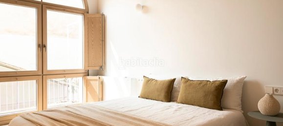 Apartamento de 2 dormitorios en Ciudad Vieja, Spain No. 134463 10