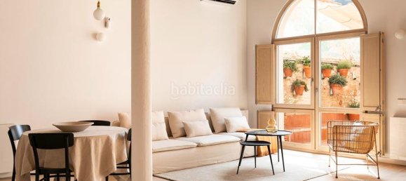 Apartamento de 2 dormitorios en Ciudad Vieja, Spain No. 134463 4