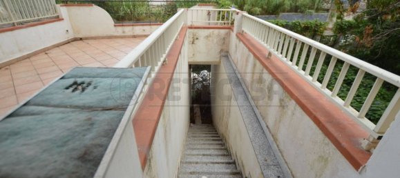 4 bedrooms Villa in Messina, Italy No. 358905 32