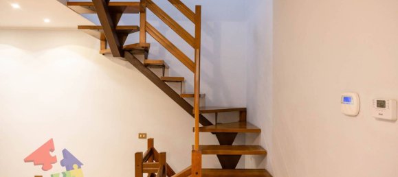 3 غرف نوم فيلا في Casorate Primo, Italy رقم 3560 18