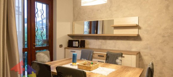 3 غرف نوم فيلا في Casorate Primo, Italy رقم 3560 13