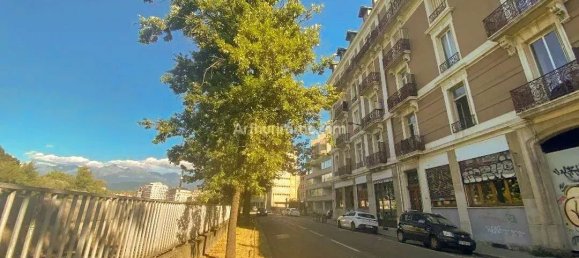 Квартира с 1 спальней в Гренобль, Франция № 355410 7