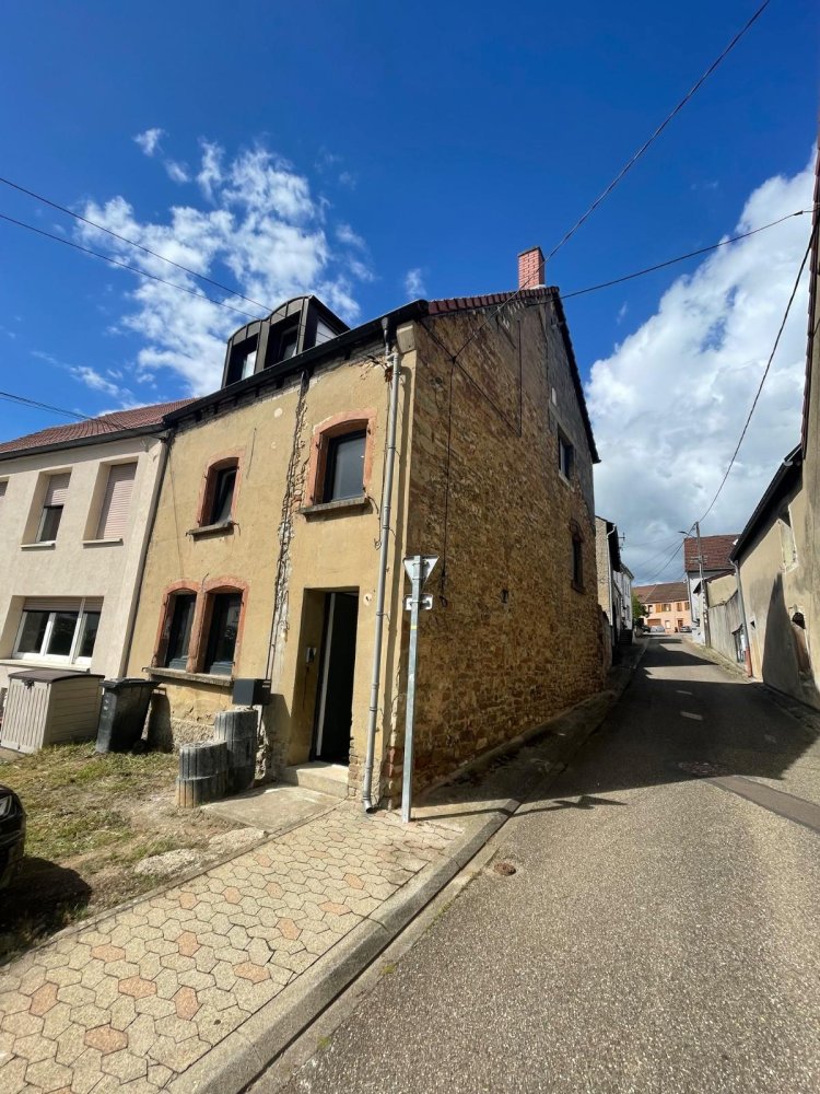 Таунхаус с 1 спальней в Саарбрюккен, Германия № 295122