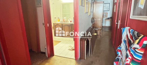 3 bedrooms Apartment in Marseille, France No. 348564 4