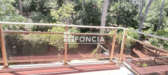 3 bedrooms Apartment in Marseille, France No. 348564 8