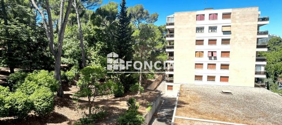3 bedrooms Apartment in Marseille, France No. 348564 2