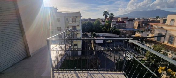 Квартира с 3 комнатами в Скафати, Италия № 37607 13