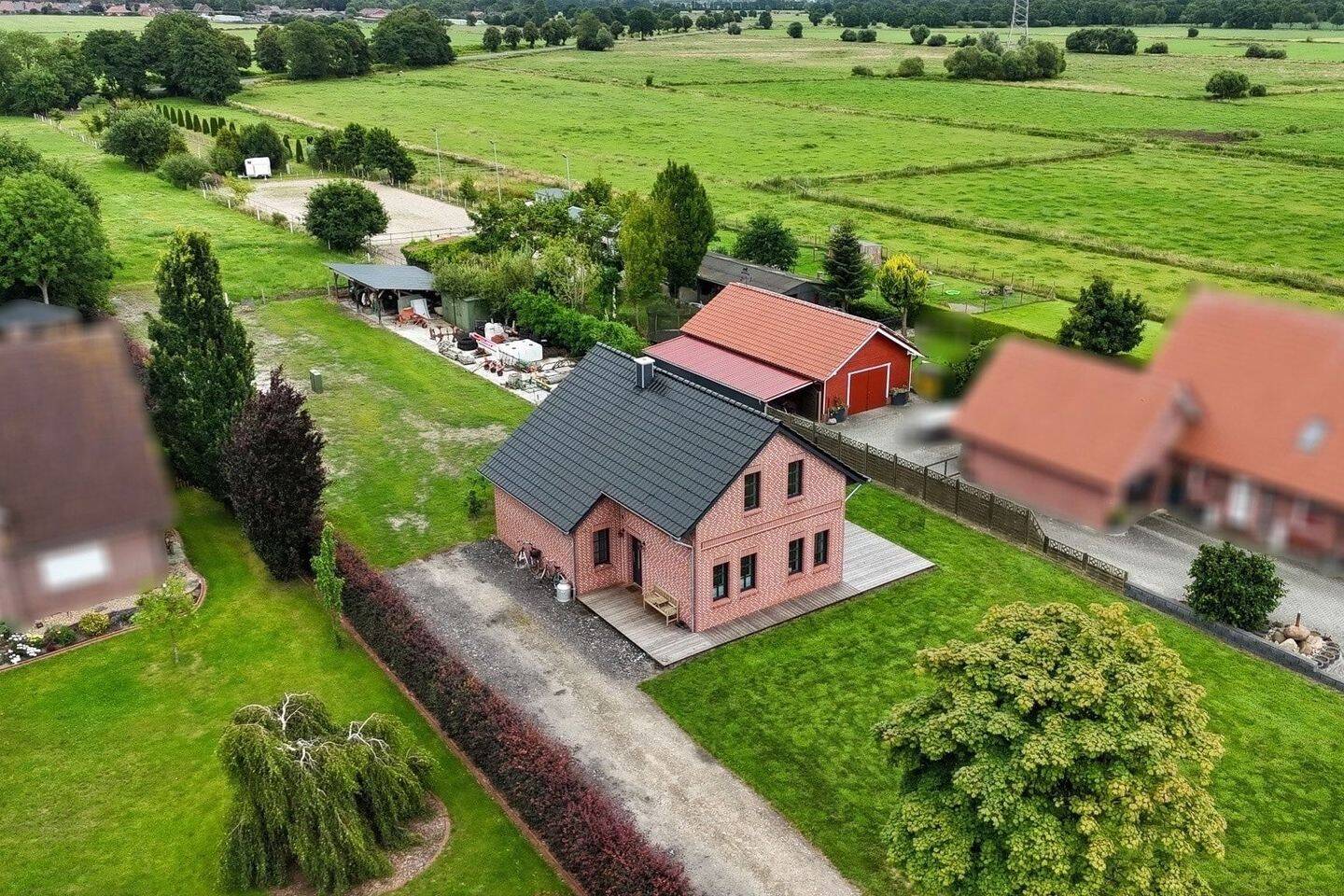 4 rooms House in Leer, Germany No. 330678