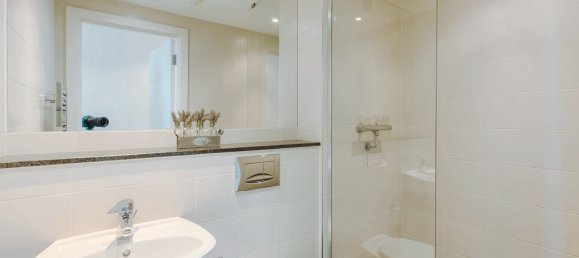  Apartment in Salford, United Kingdom No. 2927 12