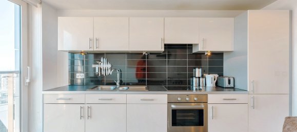  Apartment in Salford, United Kingdom No. 2927 8