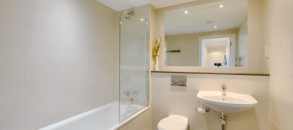  Apartment in Salford, United Kingdom No. 2927 14