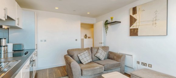  Apartment in Salford, United Kingdom No. 2927 5