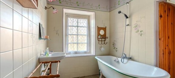 7 bedrooms House in Langoiran, France No. 335808 8