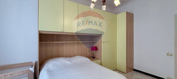 3 Schlafzimmer Wohnung in Genoa, Italy, Nr. 329863 14