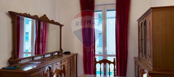 3 Schlafzimmer Wohnung in Genoa, Italy, Nr. 329863 5