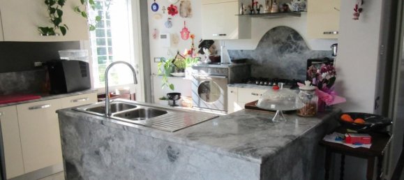 4 chambres Villa à Carrara, Italy No. 59516 6