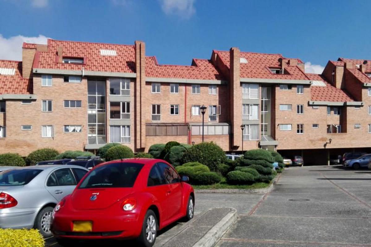 3 bedrooms House in Bogota, Colombia No. 13187