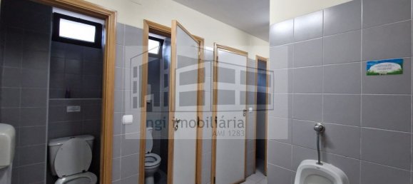 Склад 1580м² в Лориш, Португалия № 96694 10