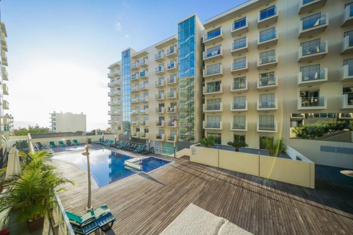 3 bedrooms Apartment in Funchal, Portugal No. 1476