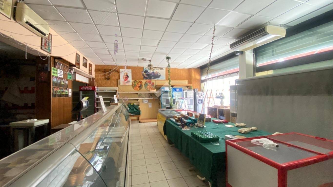 130m² Commercial property in Budrio, Italy No. 110009