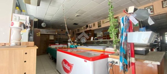 130m² Commercial property in Budrio, Italy No. 110009 2