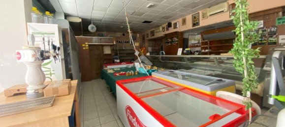 130m² Commercial property in Budrio, Italy No. 110009 5