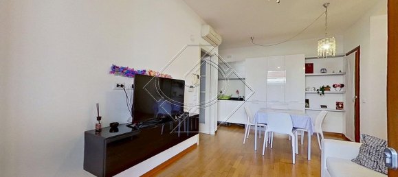 2 Schlafzimmer Wohnung in Florence, Italy, Nr. 353136 4