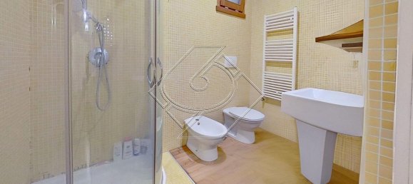 2 Schlafzimmer Wohnung in Florence, Italy, Nr. 353136 20