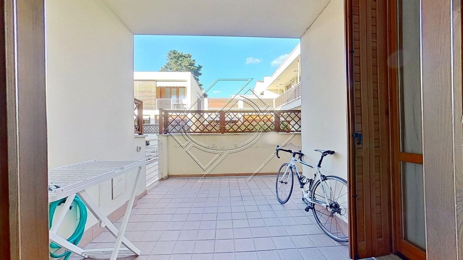 2 Schlafzimmer Wohnung in Florence, Italy, Nr. 353136