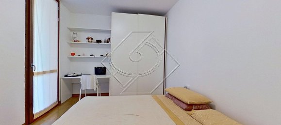 2 Schlafzimmer Wohnung in Florence, Italy, Nr. 353136 17