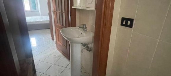 3 rooms Apartment in La Spezia, Italy No. 64346 11