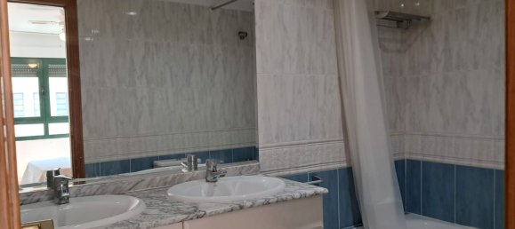 3 bedrooms Apartment in Valencia, Spain No. 137488 13