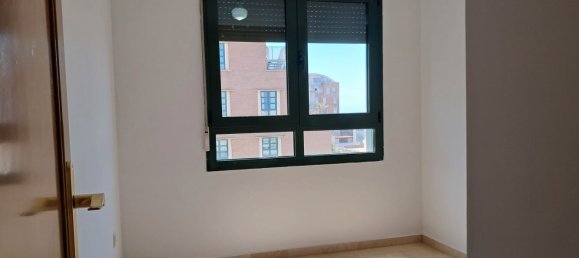 3 bedrooms Apartment in Valencia, Spain No. 137488 9
