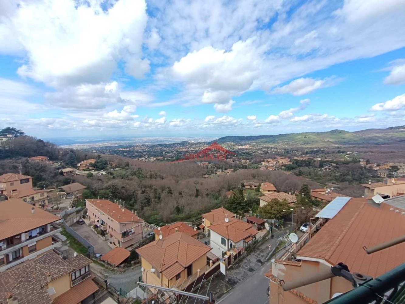 Apartamento de 3 dormitorios en Rocca di Papa, Italy No. 80898