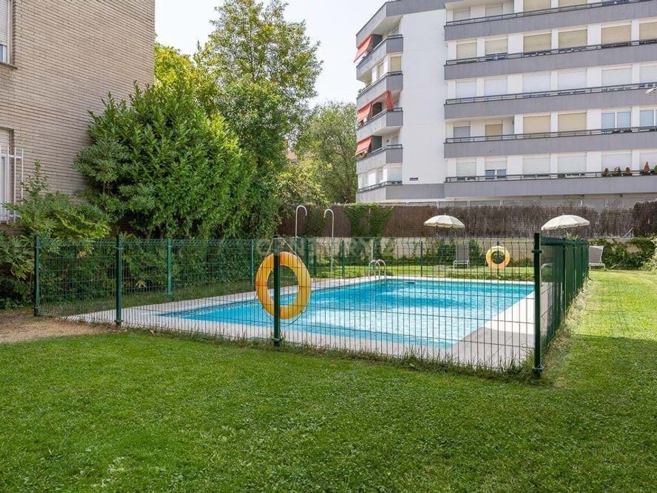 3 bedrooms Penthouse in Madrid, Spain No. 277537