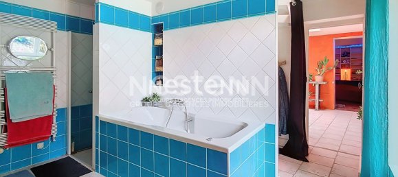 6 bedrooms House in Dreux, France No. 218316 10