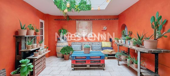 6 bedrooms House in Dreux, France No. 218316 2