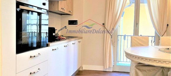 4 rooms Apartment in Florence, Italy No. 199590 3